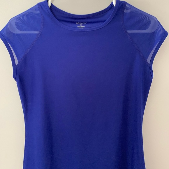 VOGO Athletica Tops - blue vogo athletica workout shirt